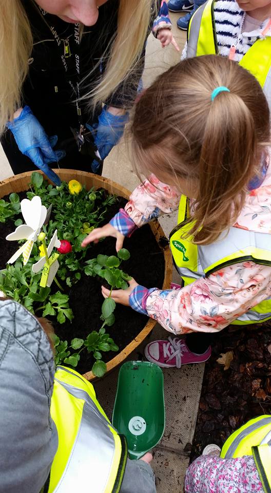 Kids Planet Warrington Cromwell Court Planting Kids Planet Warrington Cromwell Court Planting