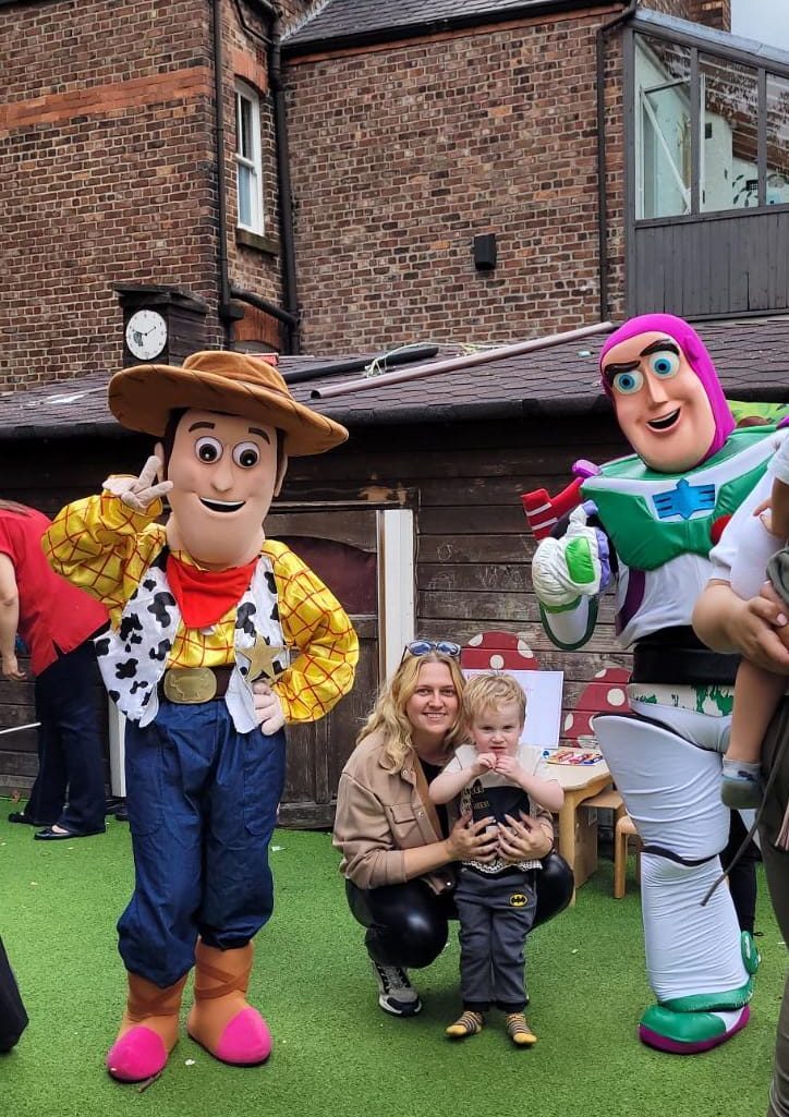 Kids Planet Greenbank fundraise for family’s cancer battle