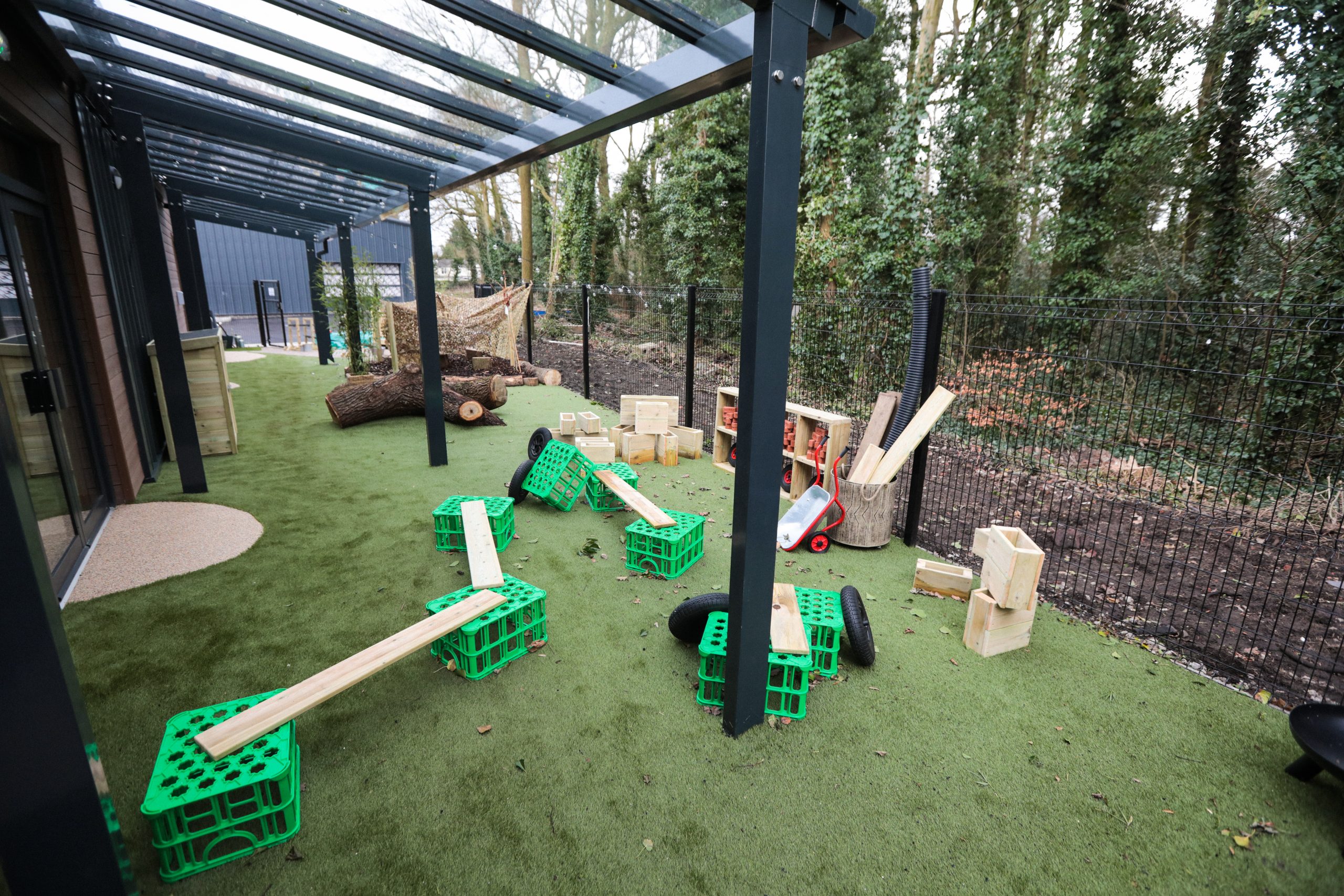 childrens day care nursery in chester outdoor space