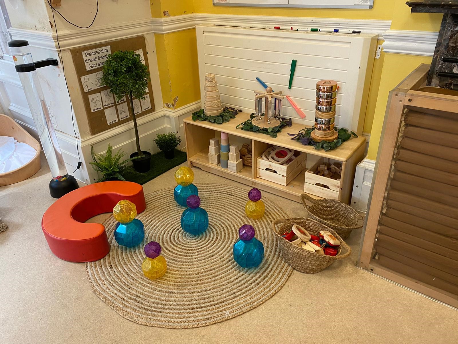 Jack Straws Lane Nursery Kids Day Nurseries