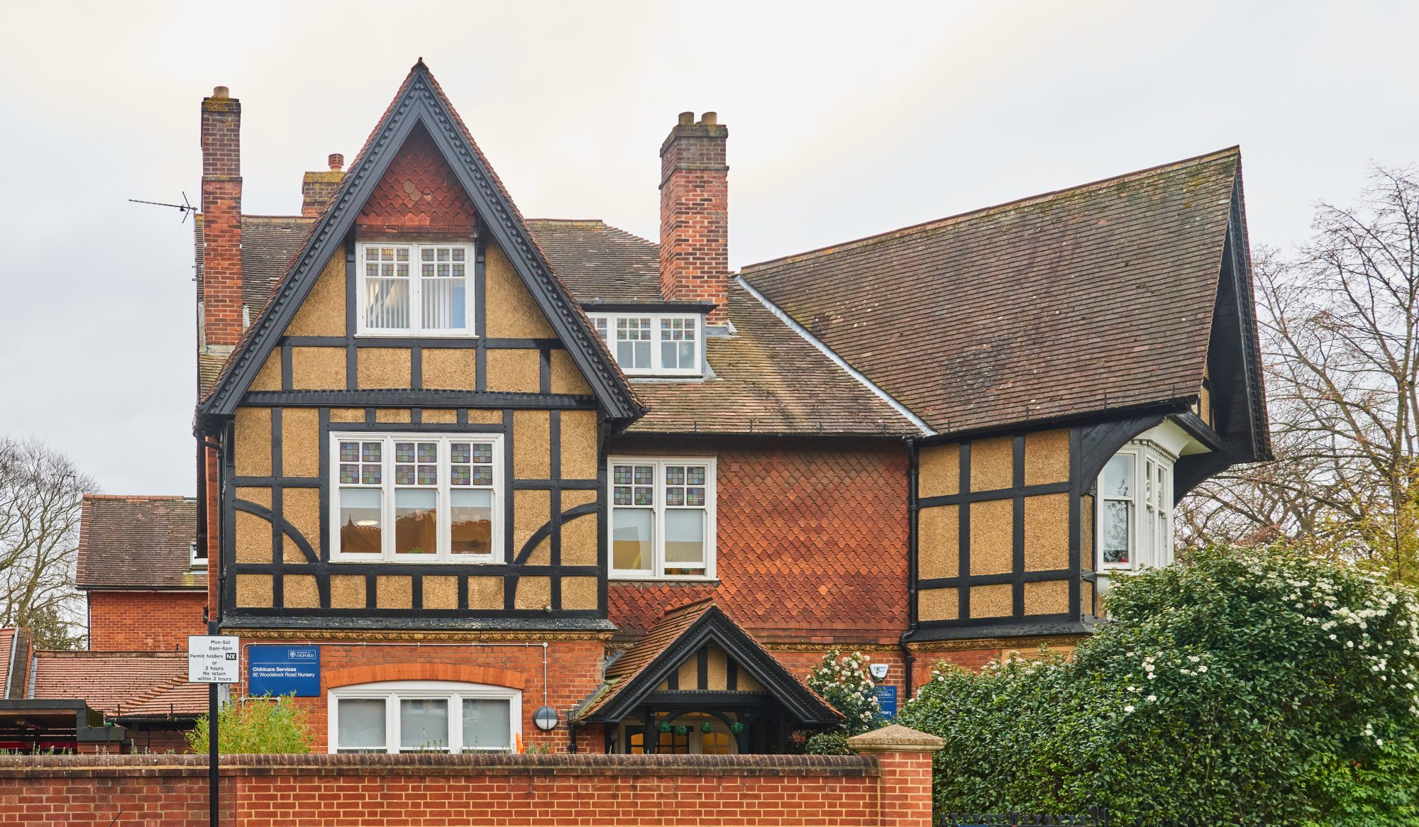 Kids Planet Oxford: City-near daycare, 2 play areas. Age-specific zones for child discovery & play