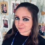 Woman wearing a blue 